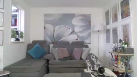 Snapshot of lexxandbuster chatting on October 28, 2025, 6:43 pm LEXX  BUSTER online show from October 28, 2025, 6:43 pm