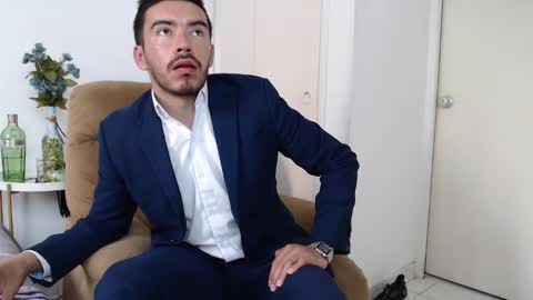 lexxandbusterr online show from September 11, 2025, 10:32 pm