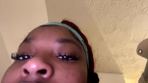 lexxiibo online show from February 13, 2025, 6:16 pm