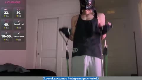 Dromaeosaurex online show from October 29, 2025, 8:16 am