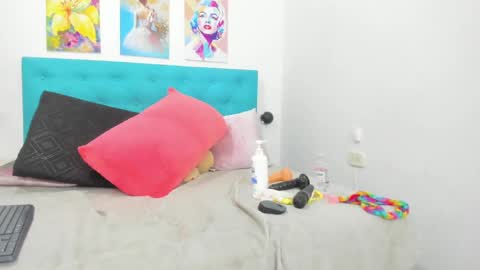 lexy_sexy_20 online show from February 19, 2025, 7:17 am