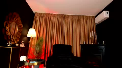 lexysinner online show from February 9, 2026, 3:27 pm