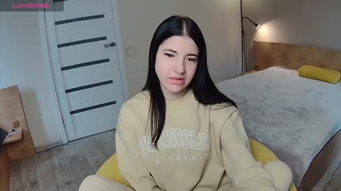 lexyswett online show from February 7, 2025, 11:23 am