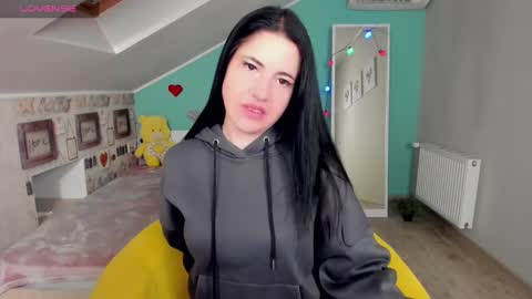 lexyswett online show from February 14, 2025, 5:41 am