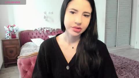 lexyswett online show from December 17, 2025, 6:52 am