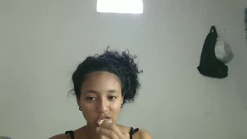 lolita online show from February 25, 2025, 8:51 pm