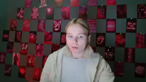 Leyla online show from September 25, 2025, 7:01 am