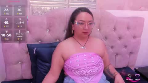 Leyla smithh online show from September 20, 2025, 12:17 pm