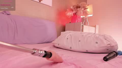 Sofa 3 online show from January 21, 2025, 3:37 am