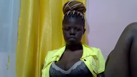 laylani69 online show from February 26, 2025, 7:05 pm
