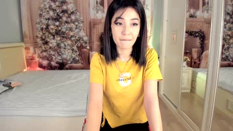 Snapshot of li_baby chatting on December 12, 2024, 1:49 pm Shaya MILKY BOOBS online show from December 12, 2024, 1:49 pm