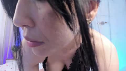 Snapshot of li_baby chatting on February 25, 2026, 6:01 am Shaya MILKY BOOBS online show from February 25, 2026, 6:01 am