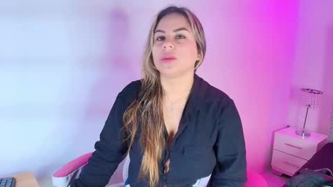 Lia  online show from March 8, 2026, 3:54 am