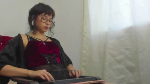 Lia online show from October 18, 2025, 9:04 pm