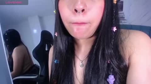 Snapshot of lia_harper_t chatting on May 8, 2026, 9:09 pm lia_harper_t online show from May 8, 2026, 9:09 pm