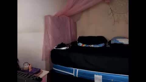 Lia online show from January 25, 2025, 6:57 pm