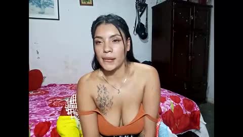 Lia online show from February 8, 2026, 4:27 am