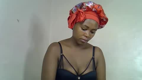 lia online show from September 12, 2025, 6:30 pm