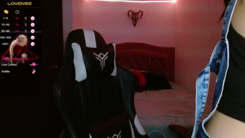 lia spicy   ig online show from January 7, 2025, 11:14 pm