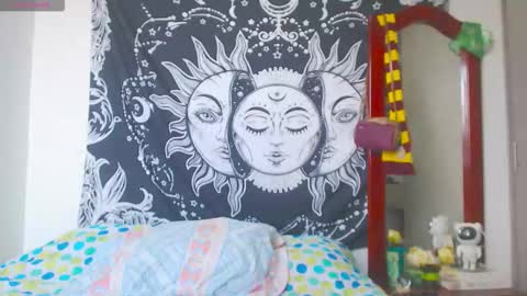 Lia Monroe online show from December 2, 2025, 4:35 pm