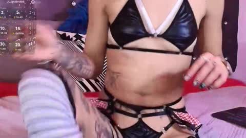 lia_valmont online show from January 9, 2026, 12:41 pm