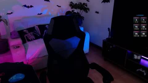 Liaa  online show from October 3, 2025, 10:29 pm