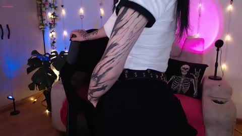 Liaa  online show from March 11, 2026, 11:22 pm