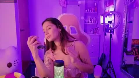 Lia Butera online show from June 12, 2026, 8:19 pm