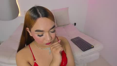 La  online show from June 12, 2026, 9:25 pm