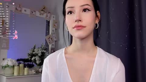 Lia  online show from January 18, 2025, 10:17 am