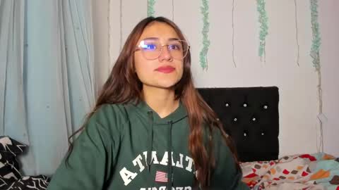 Snapshot of liah_star chatting on May 17, 2026, 3:59 am Liah online show from May 17, 2026, 3:59 am