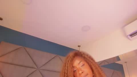 liahparis online show from January 8, 2026, 7:16 pm