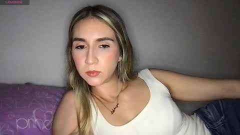 Snapshot of liahrommie chatting on March 2, 2026, 3:41 am Amy online show from March 2, 2026, 3:41 am