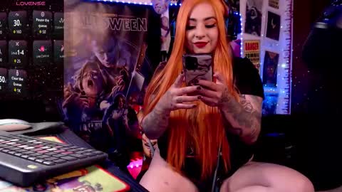 LiaKoy online show from October 31, 2025, 1:06 am