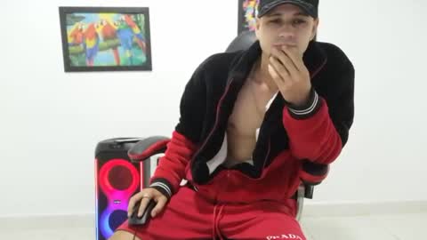 Andres online show from October 23, 2025, 9:35 pm