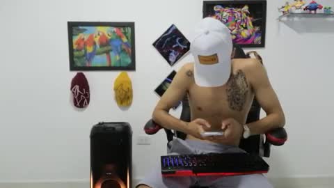 Andres online show from November 12, 2025, 11:14 pm