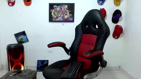 Andres online show from April 12, 2026, 9:31 pm