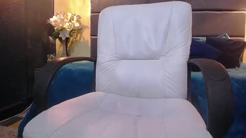 Snapshot of liam_howard chatting on February 22, 2025, 5:35 pm Liam online show from February 22, 2025, 5:35 pm