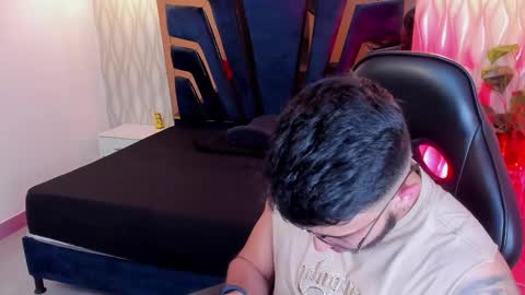 LIAM KLEIN online show from February 22, 2026, 8:29 pm