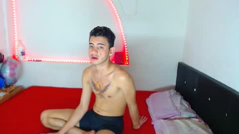 liam_mendoza online show from September 14, 2025, 4:33 am