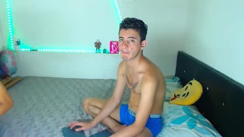 liam_mendoza online show from September 22, 2025, 4:14 am