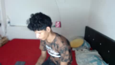 liam_mendoza online show from October 6, 2025, 3:04 am