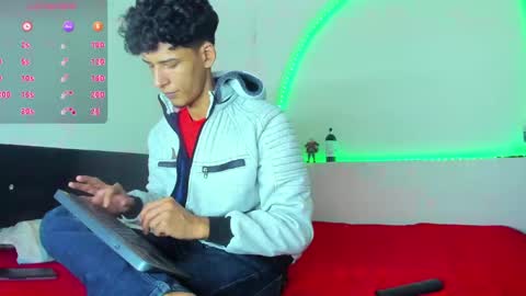 liam_mendoza online show from October 16, 2025, 3:18 am
