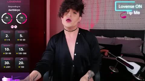 HORNYMOAN online show from March 25, 2026, 11:00 pm