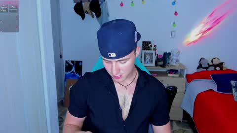 liam online show from January 10, 2025, 1:42 am