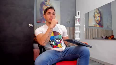 Liam online show from January 6, 2025, 11:29 am