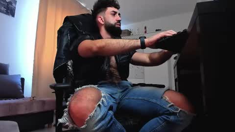 Liam online show from March 8, 2026, 7:56 am