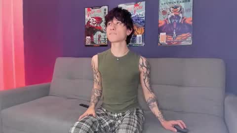 Snapshot of liamelf chatting on December 15, 2025, 11:31 pm Liam online show from December 15, 2025, 11:31 pm