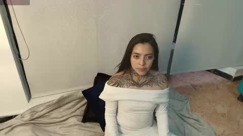 L I A M O N R O E online show from November 12, 2025, 11:43 am