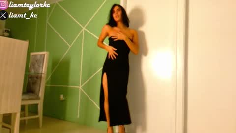 Snapshot of liamtaylor_ chatting on February 6, 2025, 1:05 am Tell me Liam online show from February 6, 2025, 1:05 am